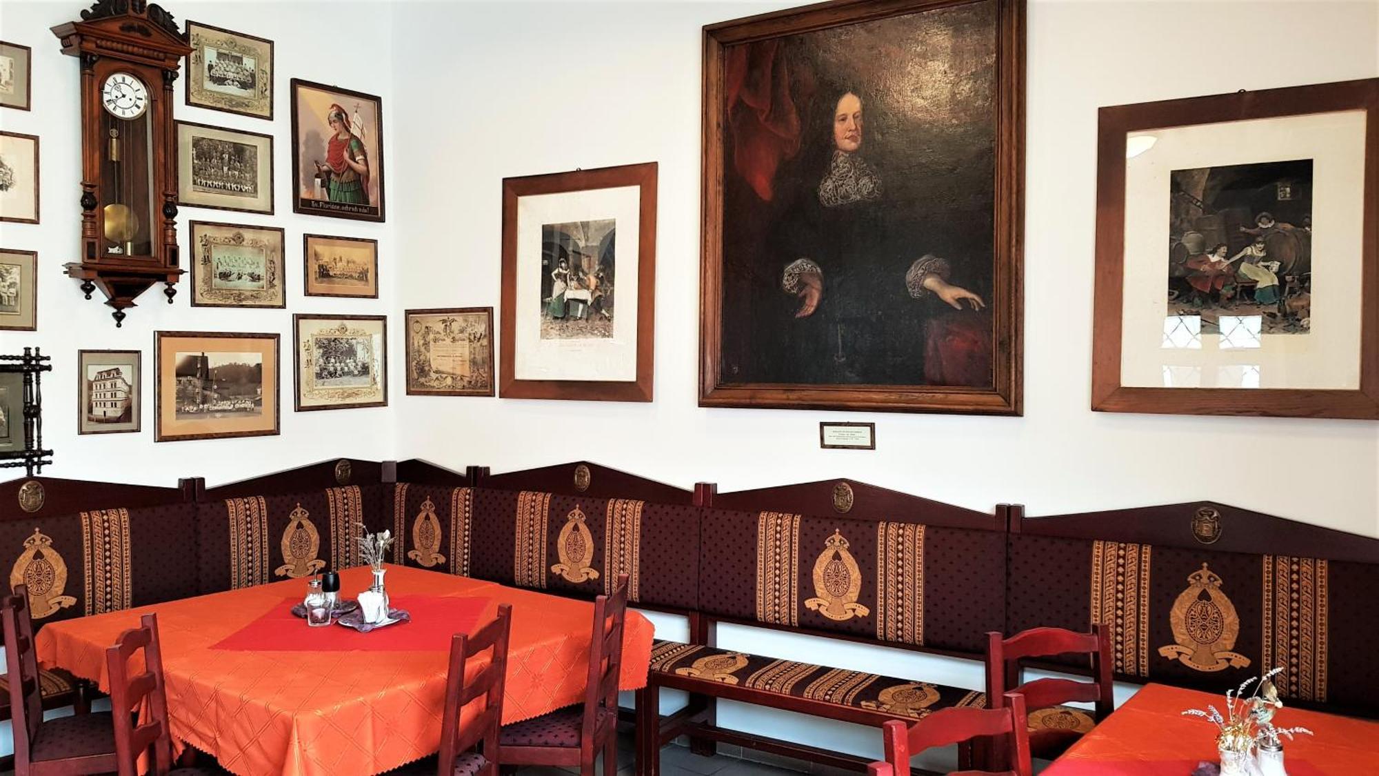 Hotel St Florian Loket Ngoại thất bức ảnh