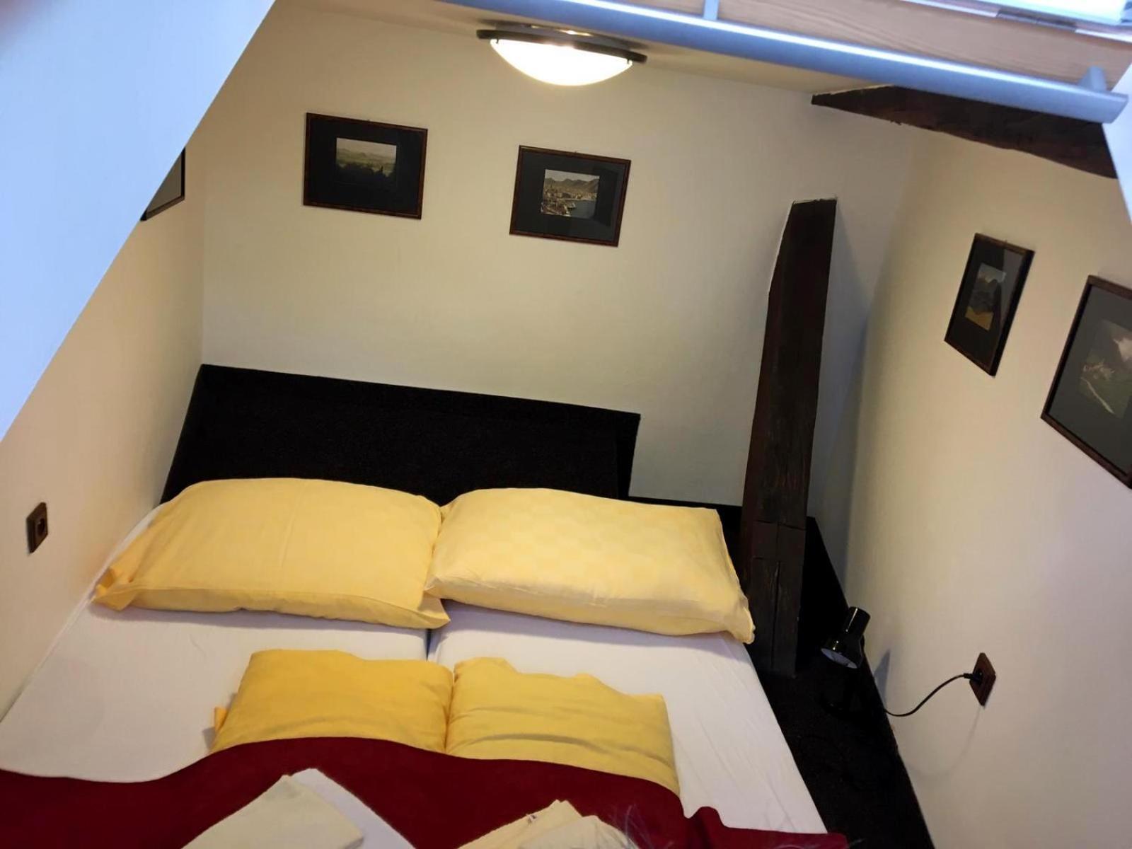 Hotel St Florian Loket Phòng bức ảnh